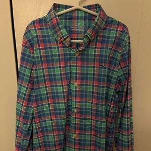 NWOT Vineyard vines boys performance long sleeve button down